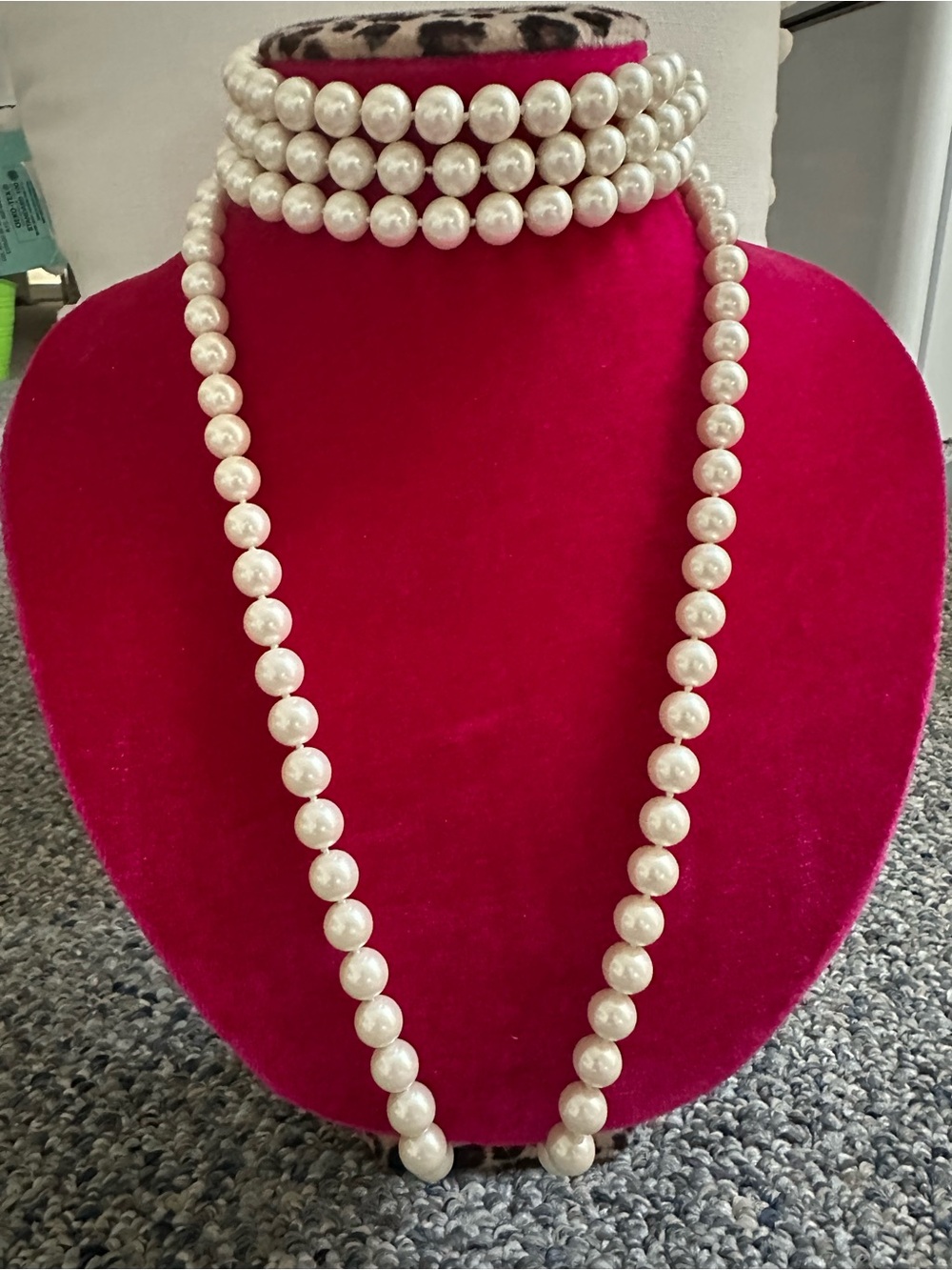 Classic White Pearl Necklace - Timeless Elegance